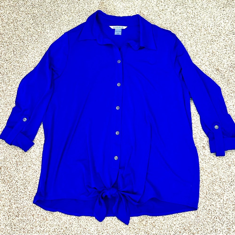 Peter Nygard Button-down 3/4 sleeve top